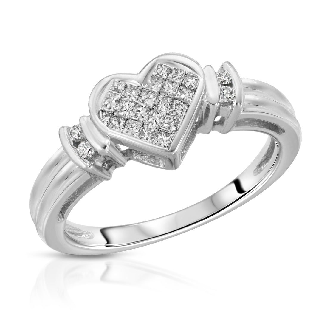 14k White Gold - Diamond Heart Ring